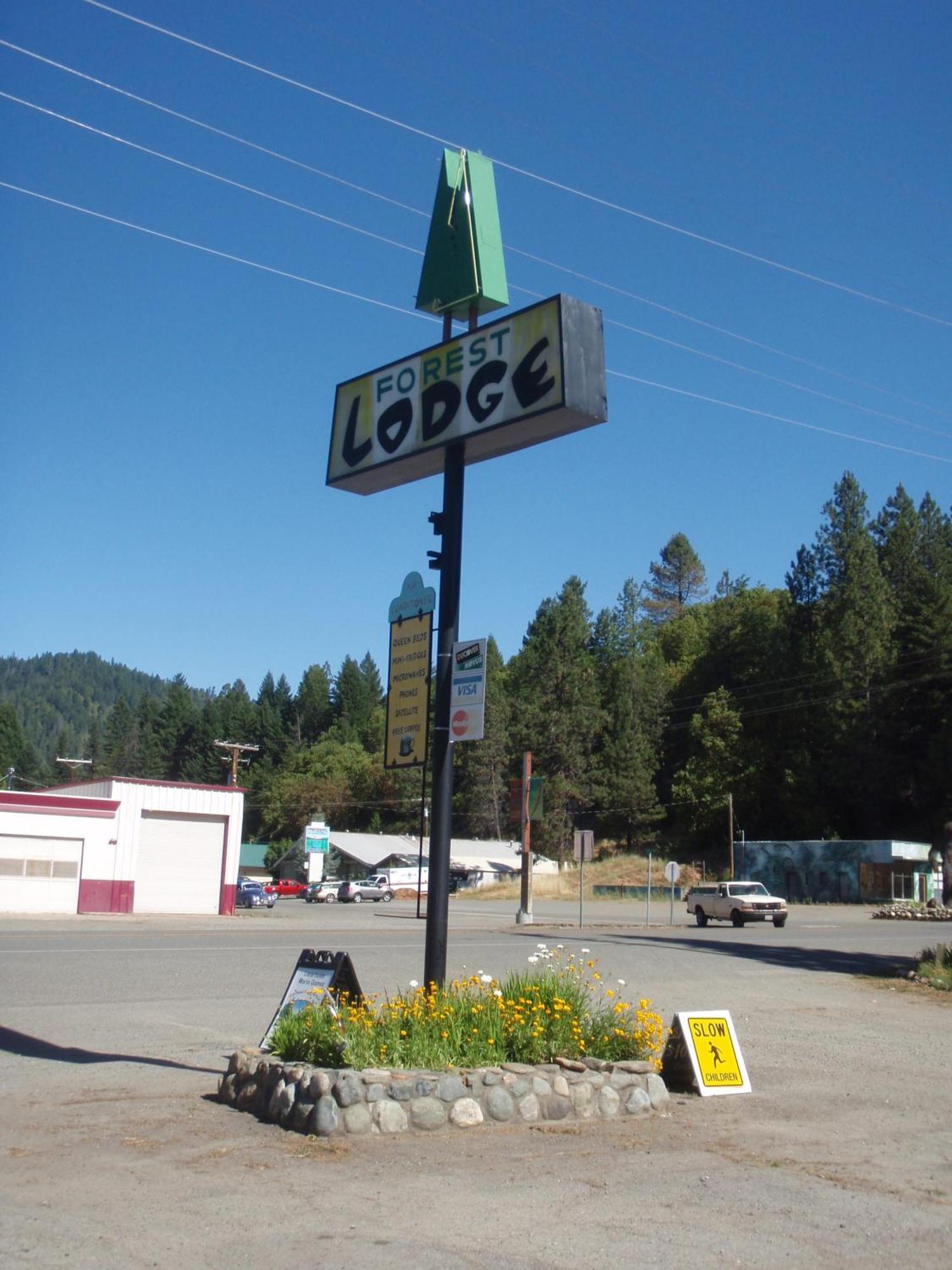Forest Lodge Motel Happy Camp Exterior photo